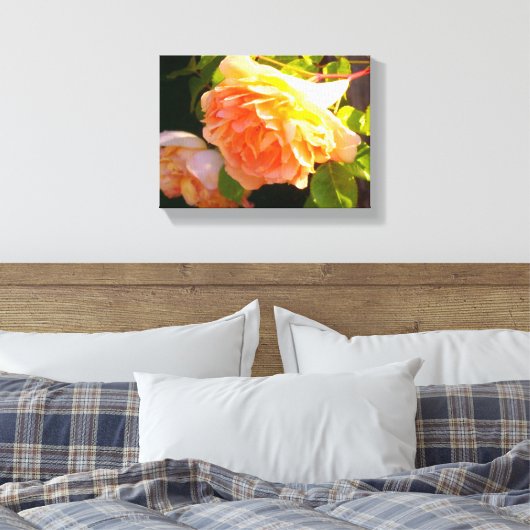 Rozen voor landdoorsnede canvas afdruk (Insitu (Slaapkamer))