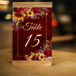 Rozen zonnebloemen voor de bruinkoolbrij kaart<br><div class="desc">Herfst bruiloft Bourgondische rozen geel zonnebloemen groen bordeaux achtergrond goud lijst bloemenbruiloft tafel nummer kaart</div>