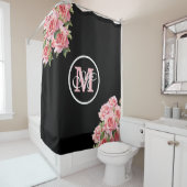 Rozen zwart en wit gestreept monogram douchegordijn (In situ)