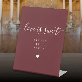 Rozenhout Roze Liefde Is Zoet Neem Een Favoriet  Reclamebord Met Voetstuk