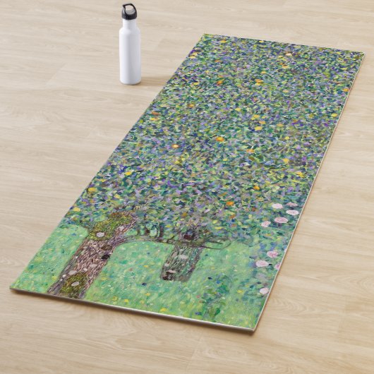 Rozenstruiken onder de bomen, Gustav Klimt Yogamat (In situ)