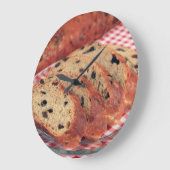 Rozijnenbrood grote klok (Hoek)