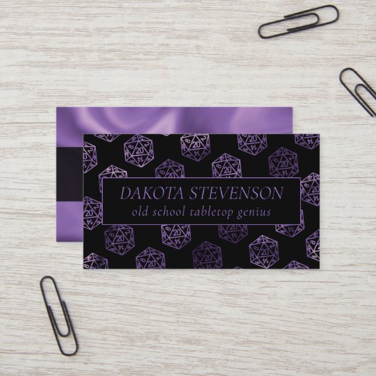 RPG Dice | Paarse Fantasy Tabletop Gamer Branding Visitekaartje (Voorkant / Achterkant in situ)