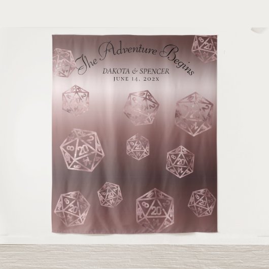RPG Luxe | Mauve Fantasy Tafel Dobbelstenen Fotoho Wandkleed (Voorkant)