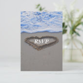 RSVP Beach Wedding Heart in Sand (Staand voorkant)