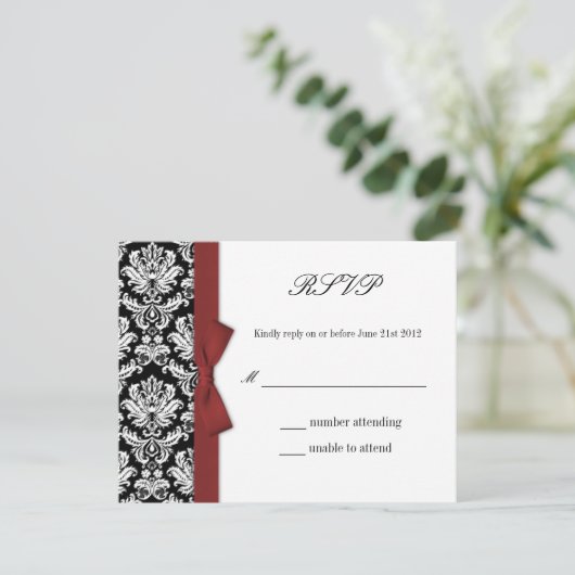 RSVP - Damask Burgundy Bow Wedding Response Kaart (Staand voorkant)