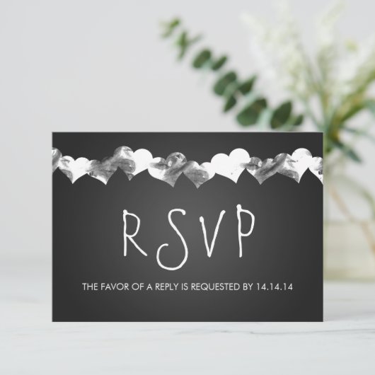 RSVP Grunge Hearts Black Weddenschap Kaartje (Staand voorkant)