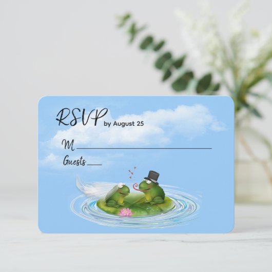 RSVP-kikkers trouwen op Lily Pad RSVP Kaartje (Staand voorkant)