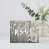 RSVP Rustic Wood en Mason Jar String Lights Uitnodiging Briefkaart (Staand voorkant)
