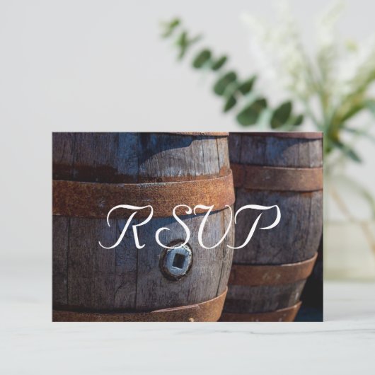 RSVP - Rustisch wijnbouwareaal op het platteland (Staand voorkant)