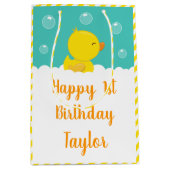 Rubber Ducky Yellow and Green Happy Birthday Medium Cadeauzakje (Voorkant)