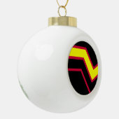 Rubber / Latex Pride Vlag Keramische Bal Ornament (Links)