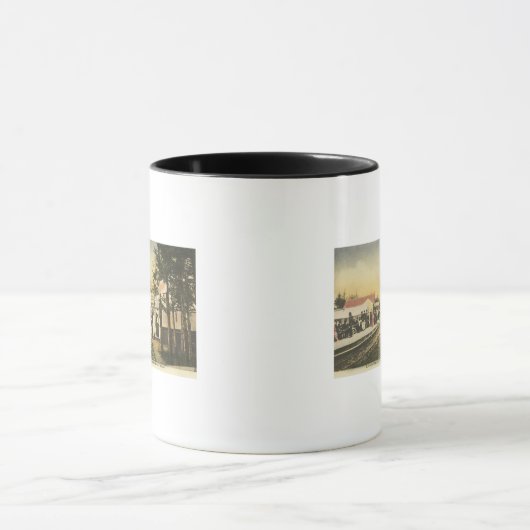 Rubbernek Row Railroad Uitzicht Mok (Midden)