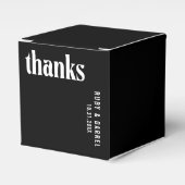 Ruby Black Moderne bruiloft Bedankdoosjes (Voorkant Zijde)