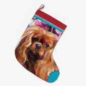 Ruby Cavalier Kerstmis houdt rode turquoise op Grote Kerstsok (Voorkant (Hangend))