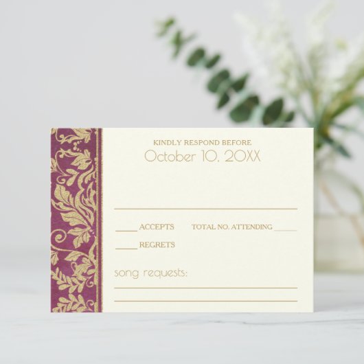 Ruby en Gold Damask Wedding Response RSVP Kaartje (Staand voorkant)