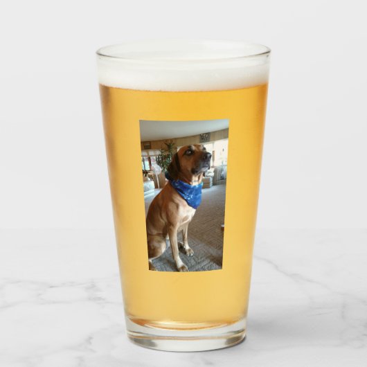 Ruby met haar Bandana Glas (Voorkant gevuld)
