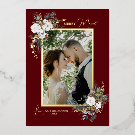 Ruby Red Greenery  Merry Married Portrait Folie Feestdagenkaart (Voorkant)