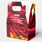Ruby Red Jubileum Draped Red Velvet Nasturtium Bedankdoosjes (Geopend)