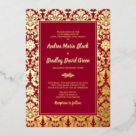 Ruby Red Real Gold Foil Damask Wedding Folie Uitnodiging (Voorkant)