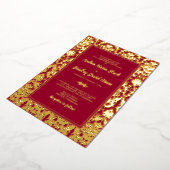 Ruby Red Real Gold Foil Damask Wedding Folie Uitnodiging (Gedraaid)