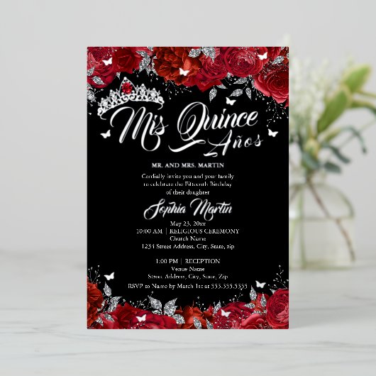 Ruby Roos Mis Quince Rood Zilver Zwart Quinceanera Folie Uitnodiging (Staand Voorkant)