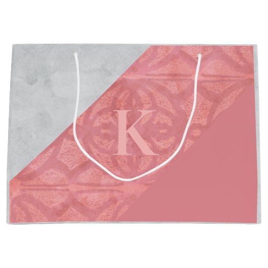 Ruddy Pink Batik en Grey Waterverf Letter Groot Cadeauzakje (Voorkant)