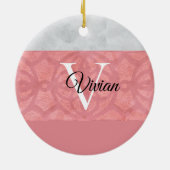 Ruddy Pink Batik en Grijze Waterverf monogrammen Keramisch Ornament (Achterkant)