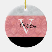 Ruddy Pink Batik en Grijze Waterverf monogrammen Keramisch Ornament (Achterkant)