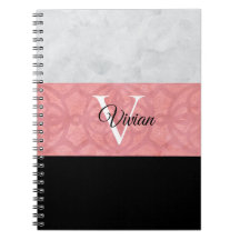 Ruddy Pink Batik en Grijze Waterverf monogrammen