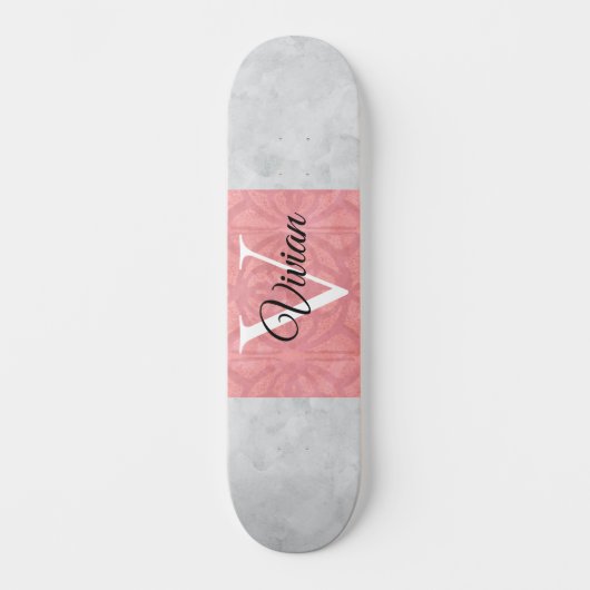 Ruddy Pink Batik en Grijze Waterverf monogrammen Persoonlijk Skateboard (Voorkant)
