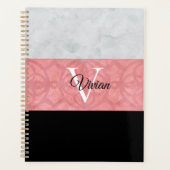 Ruddy Pink Batik en Grijze Waterverf monogrammen Planner (Voorkant)