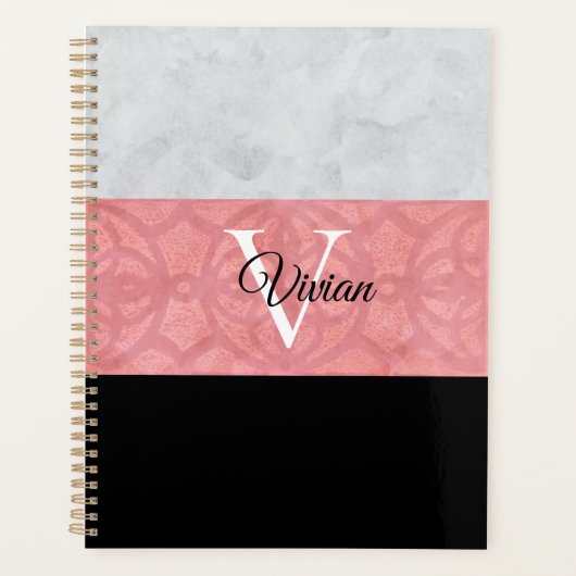 Ruddy Pink Batik en Grijze Waterverf monogrammen Planner (Voorkant)