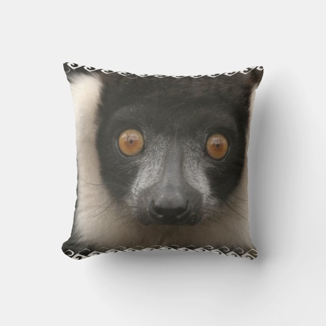 Ruffled Lemur Pillow Kussen (Voorkant)