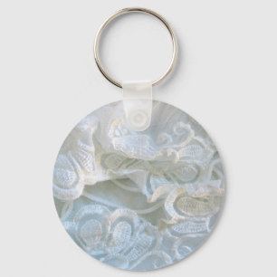 Ruffled White Lace Sleutelhanger