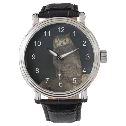 Rug Great Horned Owl Horloge (Voorkant)