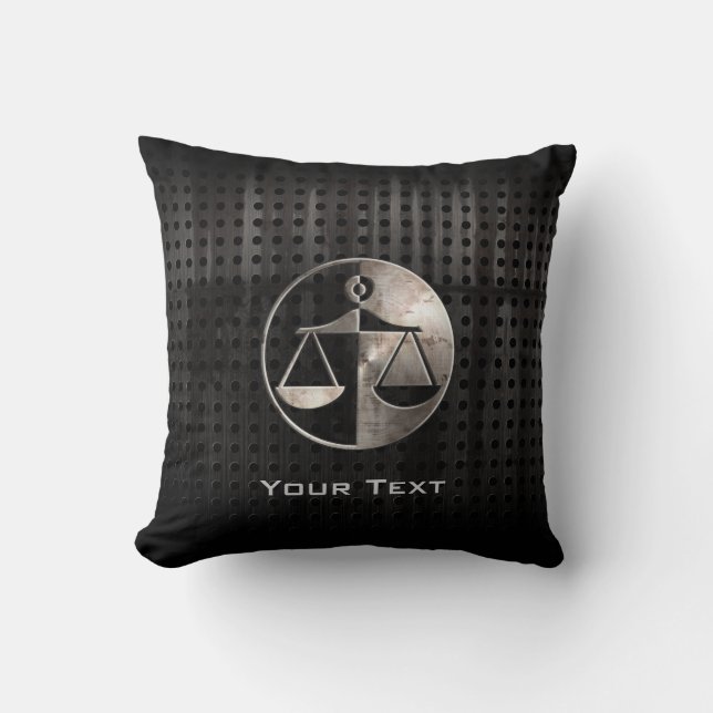 Rugged Justice Scales Kussen (Voorkant)