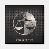 Rugged Justice Scales Magneet (Voorkant)