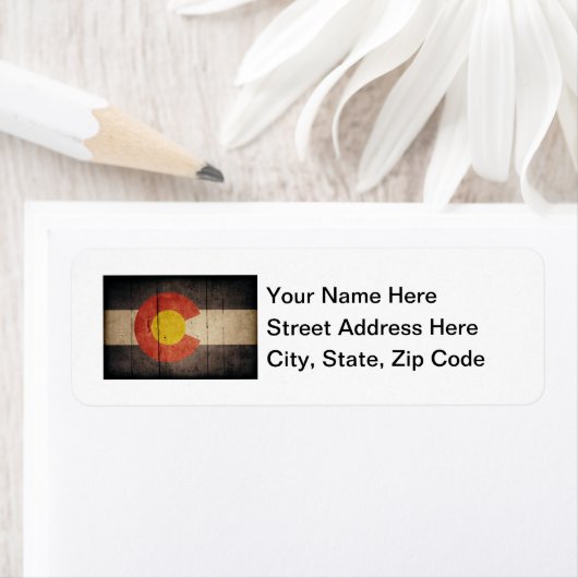 Rugged Wooden Colorado Flag Etiket (Insitu)