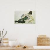 Ruginggevende vrouw, Egon Schiele 24 W x 15 H Poster (Keuken)