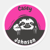 Rugzak naamlabel, schattige glurende luiaard ronde sticker (Voorkant)