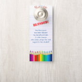 Rugzak Zegen Gekleurde Potloden Kerk Label Deurhanger (Op knop)