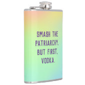 "Ruik de patriarchie. Maar eerst, Wodka." Heupfles (Rechts)