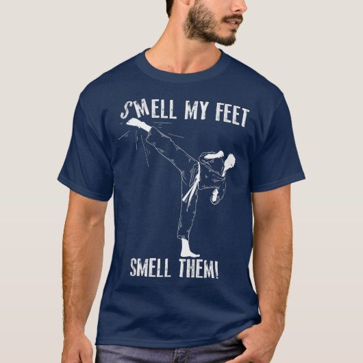 Ruik mijn feet om ze te smeren Funny Karate Martia T-shirt (Voorkant)