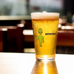 Ruimte-Alien met persoonlijke vingerafdruk Glas<br><div class="desc">Creëer een gepersonaliseerd geschenk uit de wereld. Dit pint glas bevat illustraties van kalkgroene ruimtesaliens,  een ufo- of vliegende saucer,  sterren,  een maan en planeten en is klaar om gepersonaliseerd te worden met een naam.</div>