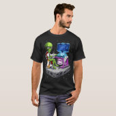 Ruimtebuitenaardse programmeur t-shirt (Voorkant volledig)