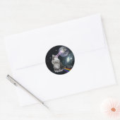 Ruimtecat met lasers van ogen en regenboog ronde sticker (Envelop)