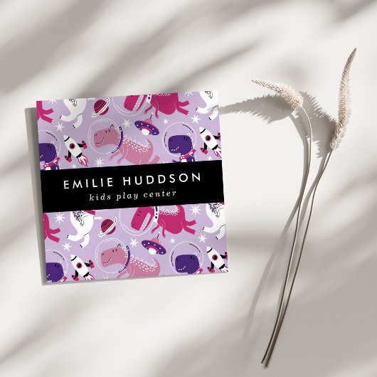 Ruimtedinosaurussen, Kinder speelcentrum, activite Vierkante Visitekaartje