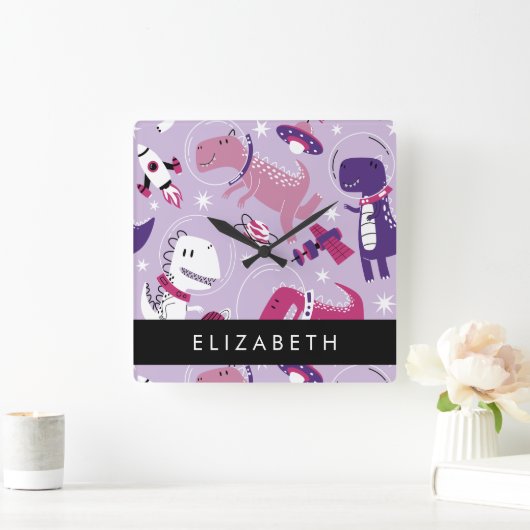 Ruimtedinosaurussen, Schattigee dinosaurussen, Ste Vierkante Klok (Huis)