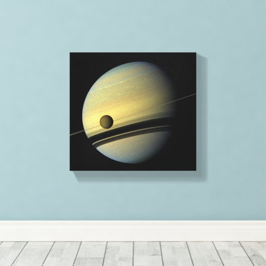Ruimtefoto van Saturnus & Titan Cassini Canvas Afdruk (Insitu (Houten vloer))